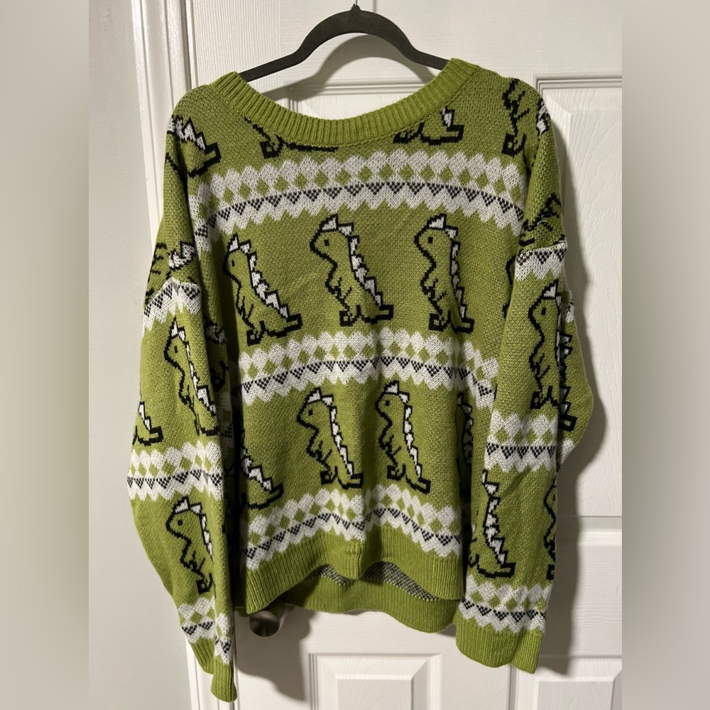 3XL CURVY CARTOON WOMENS LIGHT SWEATER
